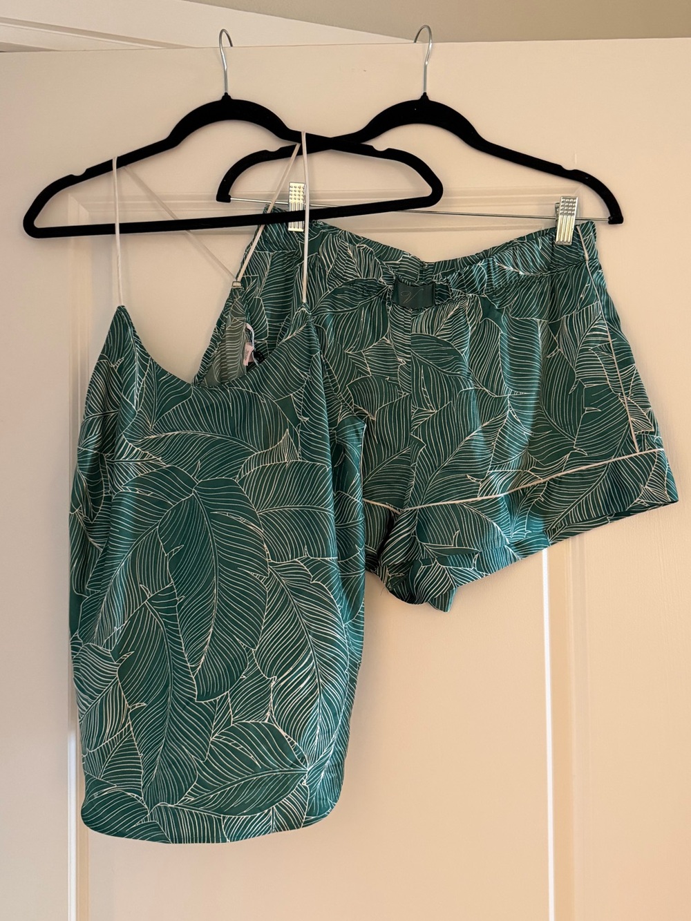 Victoria's Secret Teal Leaf-Print Cami & Short Sleep Set